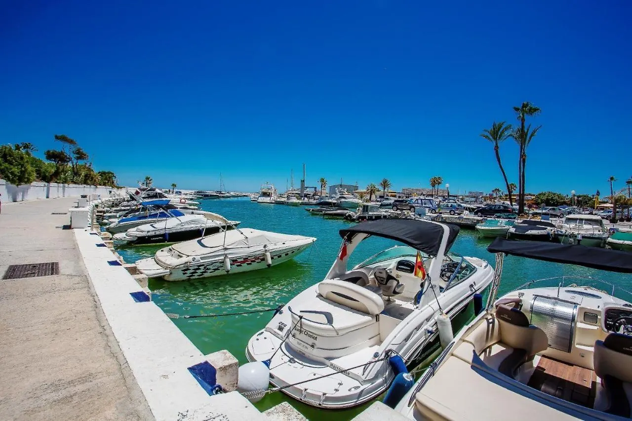 K105 Cabopino Apartment Marbella