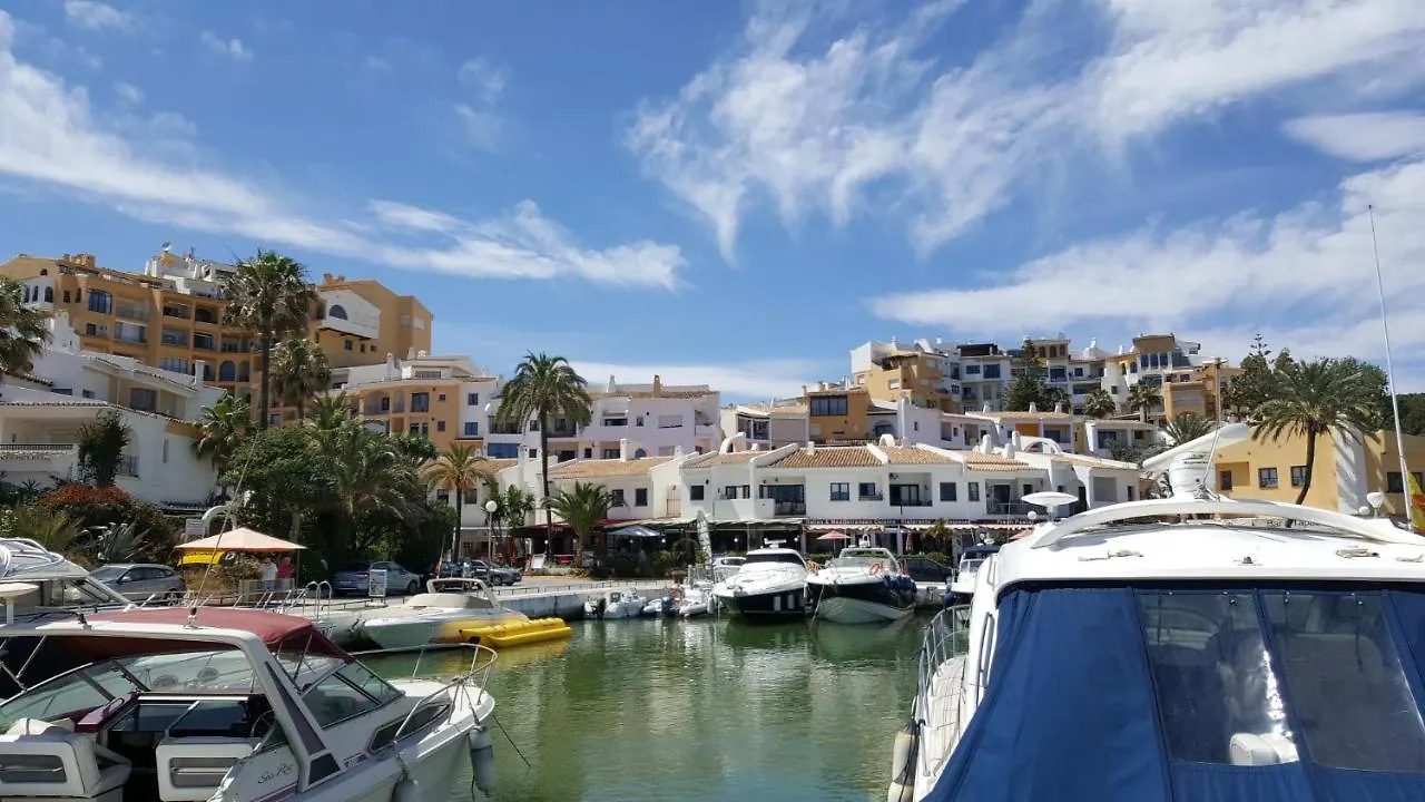 K105 Cabopino Apartment Marbella